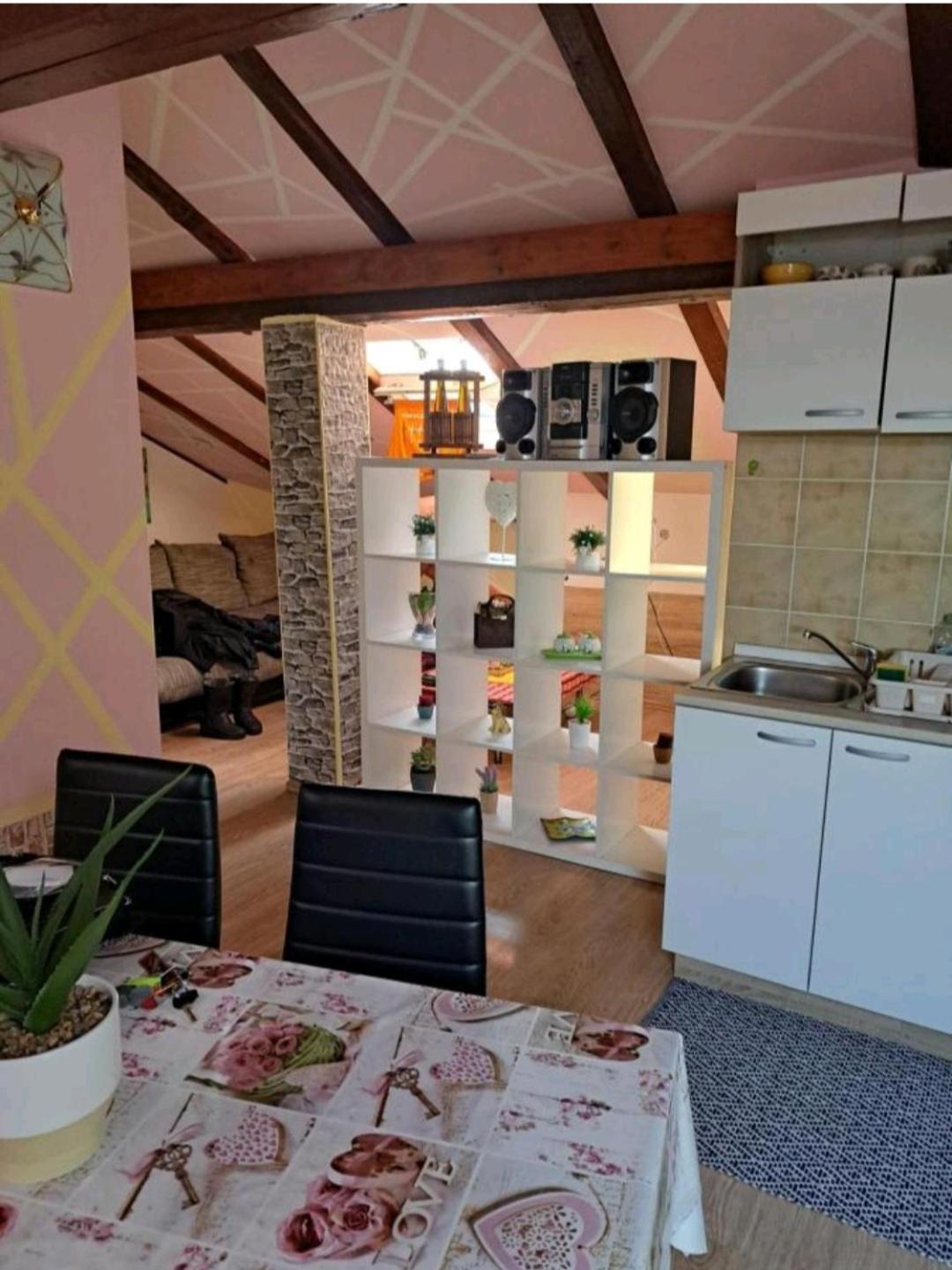 Apartmani Matija Opatija Rum bild